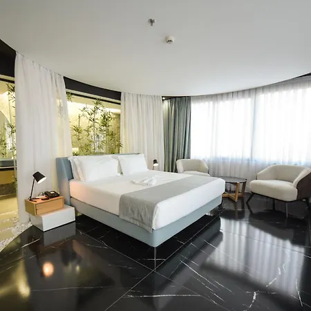 Amara & Otel