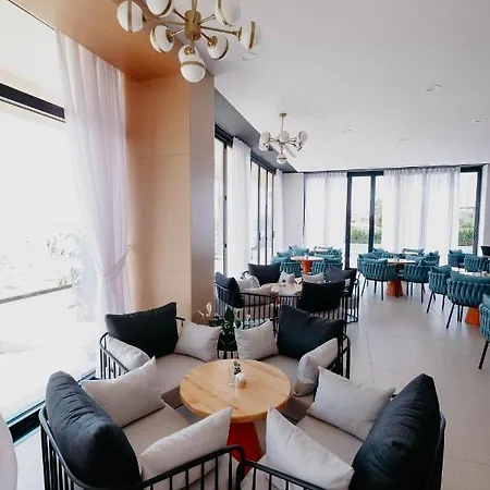 Amara & Hotel Durrës