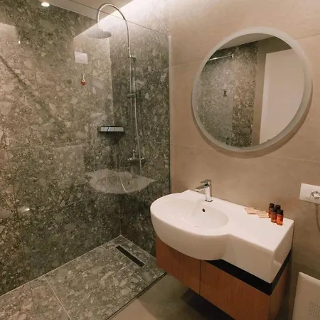 Szálloda Amara & 4*