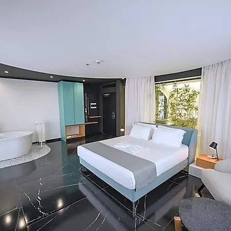 Hotel Amara &