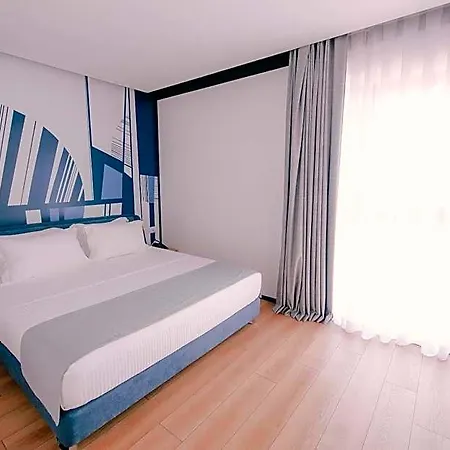 Amara & 4* Durrës