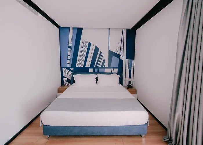 Отель Amara & 4*