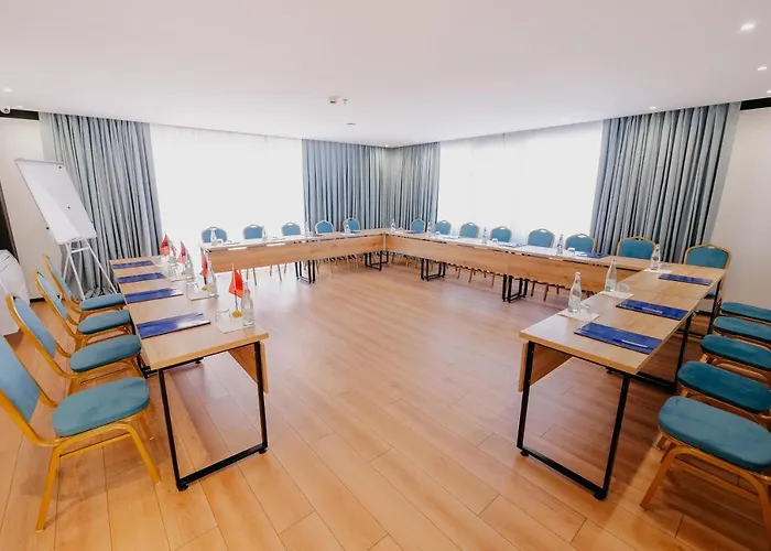 Amara & Дуррес