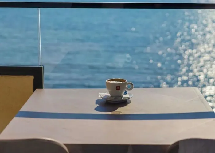 Amara & ドゥラス